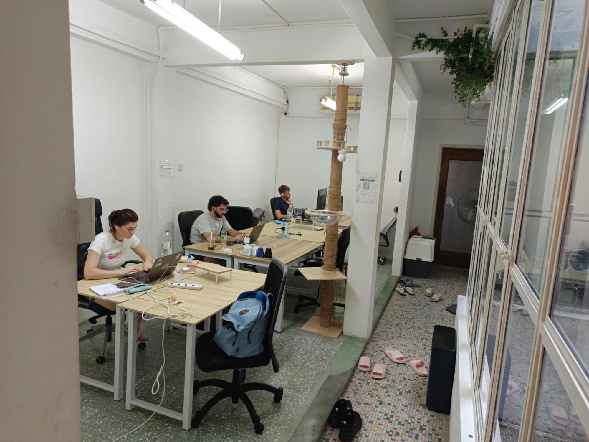 Digital Nomad House Kl Bukit Bintang - 24&7 Coworking Access Included Apartment Kuala Lumpur